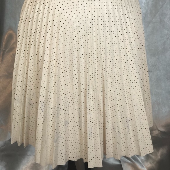 NWOT Faux Leather Paint🎨Splatter Skirt - Picture 9 of 9